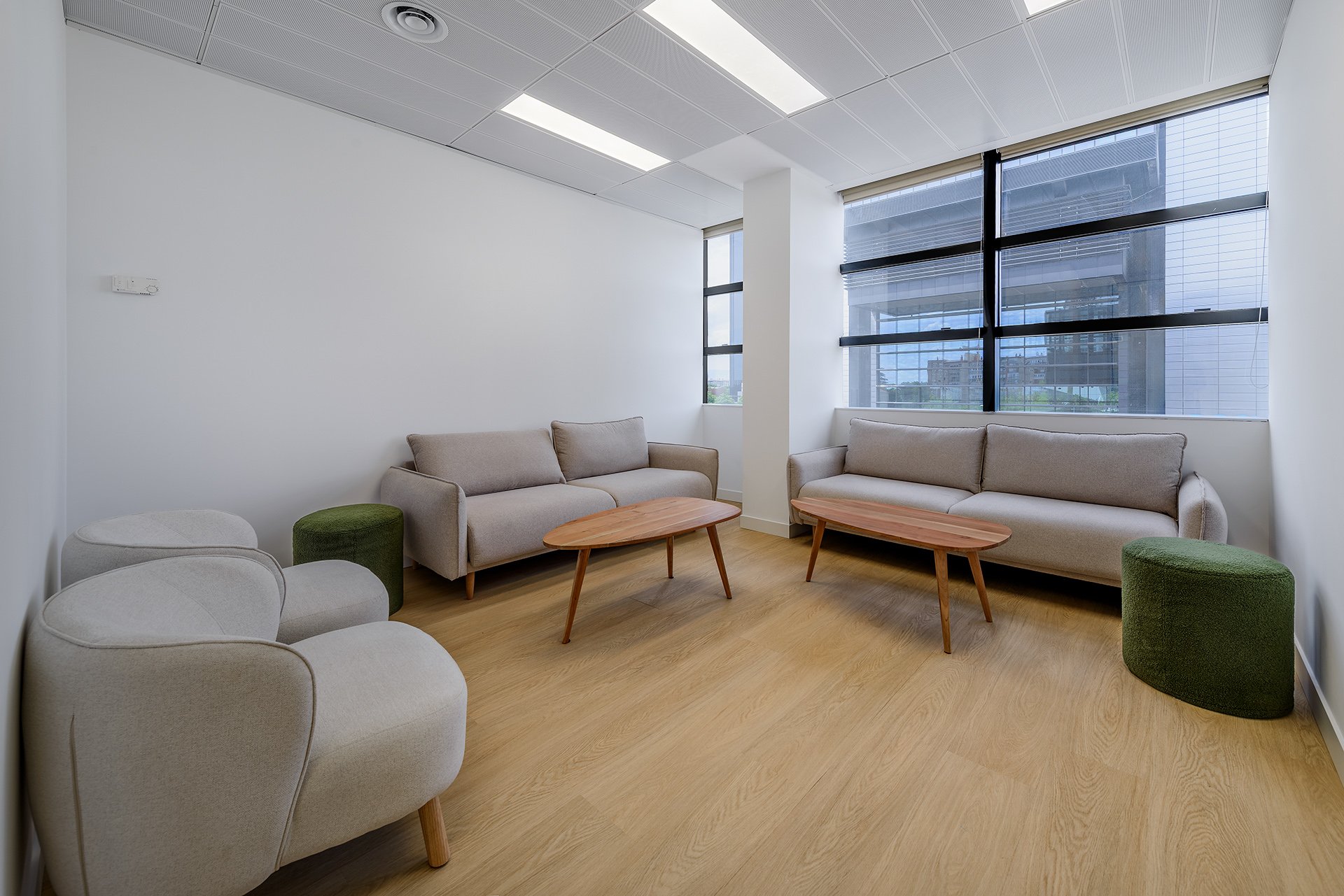 ARESBANK_10_BAJA